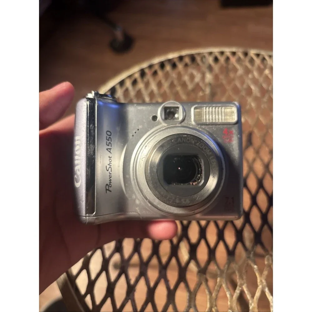 Canon PowerShot A550 7.1MP Digital Camera 4x Zoom 5MP - Tested **READ** Issues